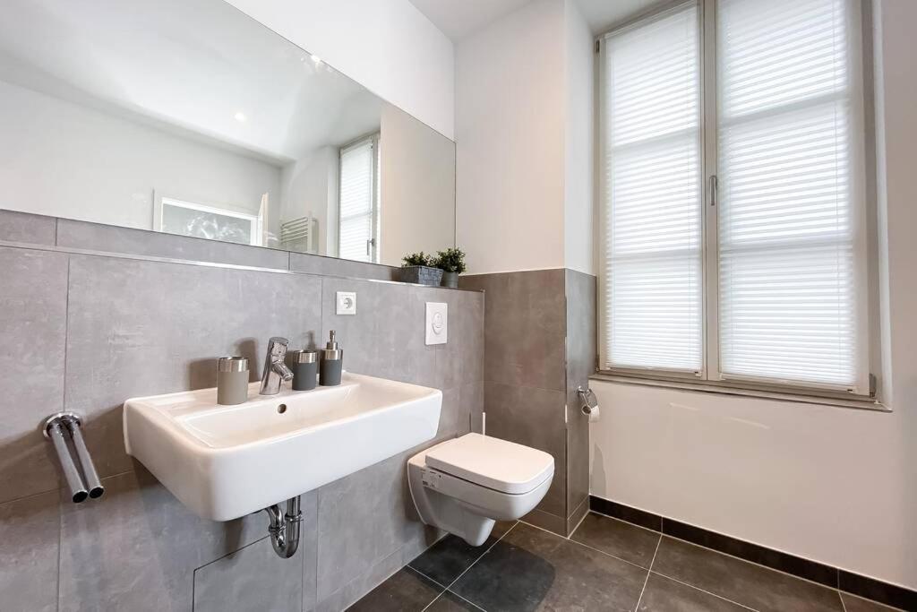 Modernes Luxus-Apartment Im Leipziger Zentrum Esterno foto