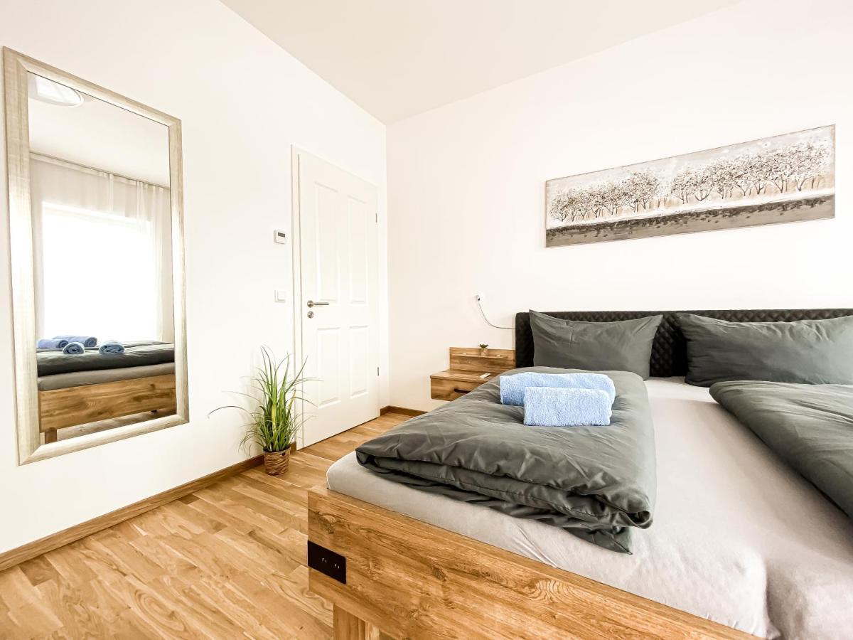 Modernes Luxus-Apartment Im Leipziger Zentrum Esterno foto